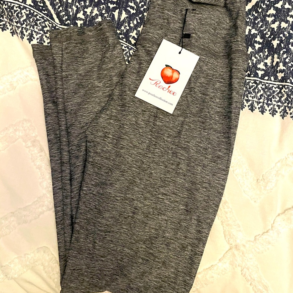 Peachee Collection Leggings
